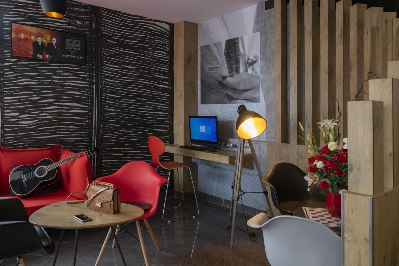 Hotel Ibis Cannes Sartoux Piscine Parking Gratuit