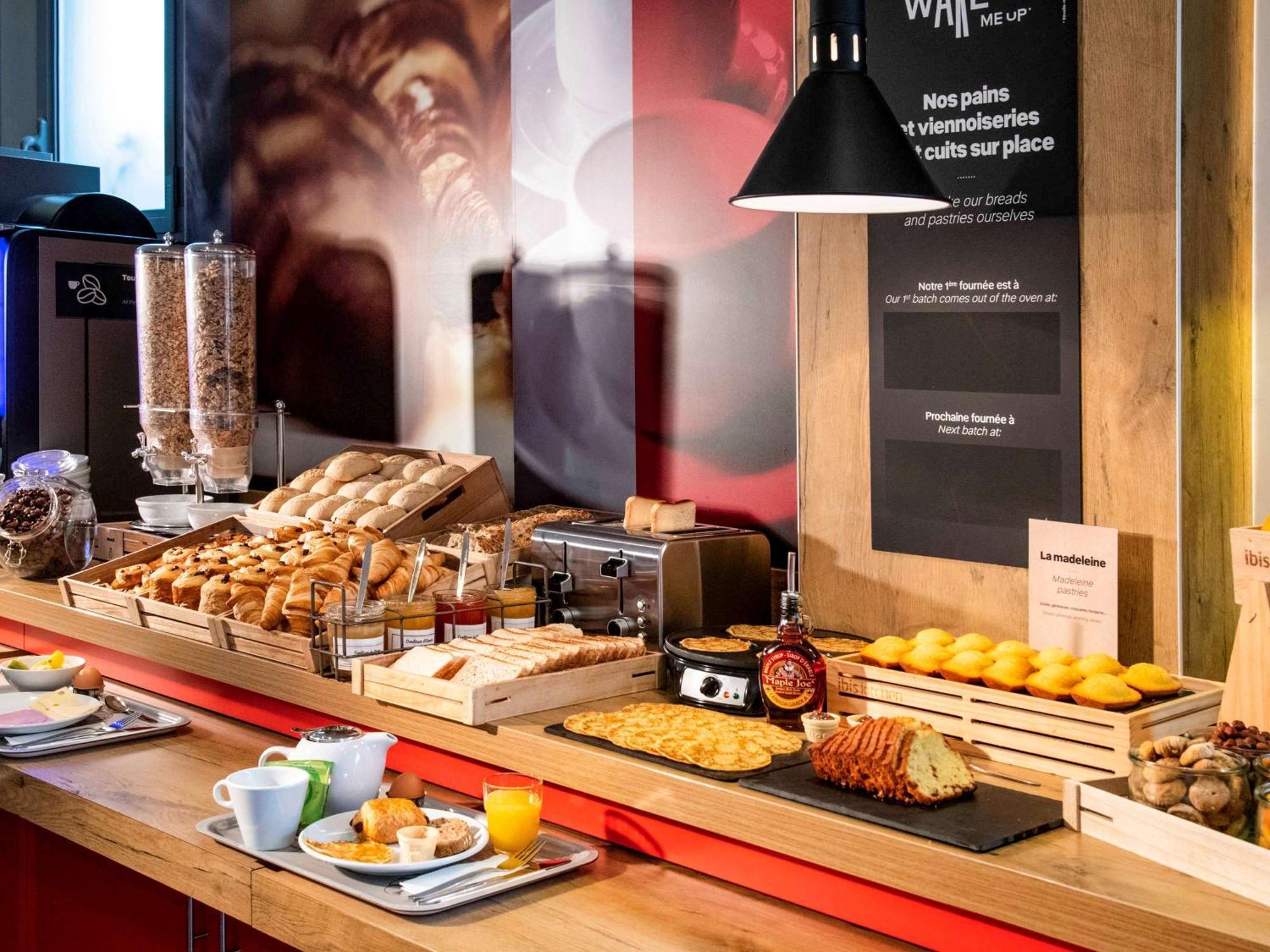 Ibis Cannes Sartoux Piscine Parking Gratuit Hotel